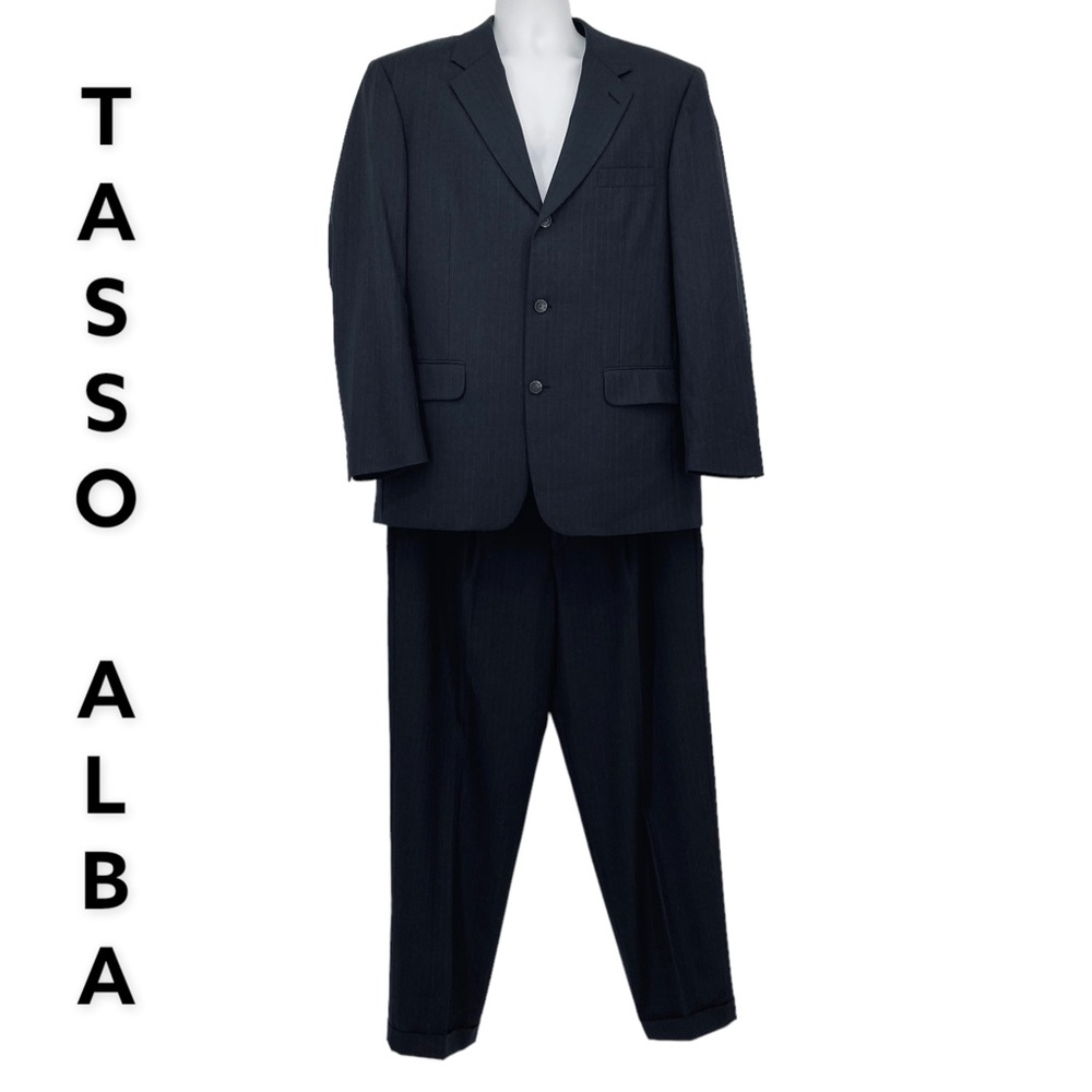 Tasso Elba Men’s Pinstripe Suit Size 42R
